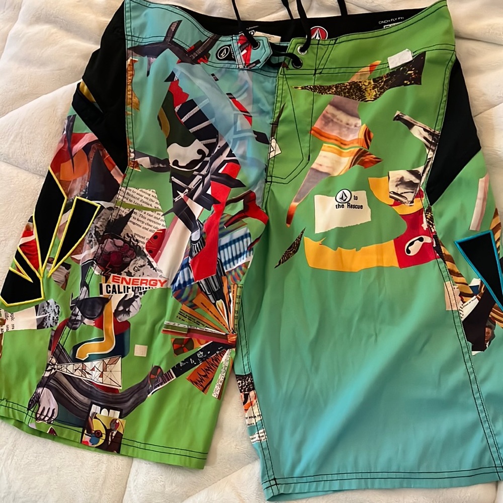 Volcom men’s swim trunk